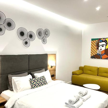 Moni Downtown Luxury Apartments Белград Екстериор снимка