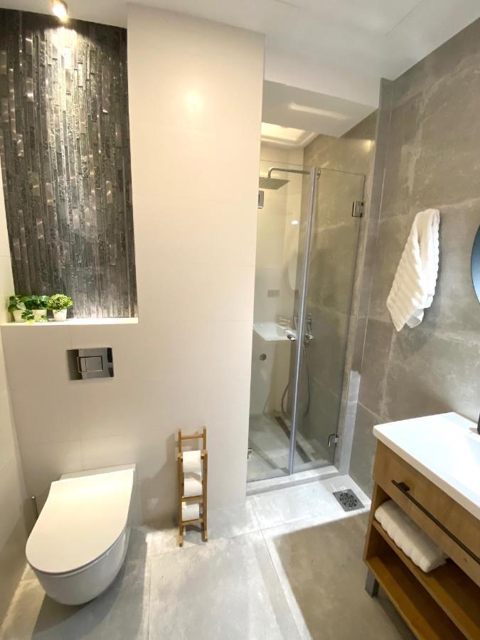 Moni Downtown Luxury Apartments Белград Екстериор снимка