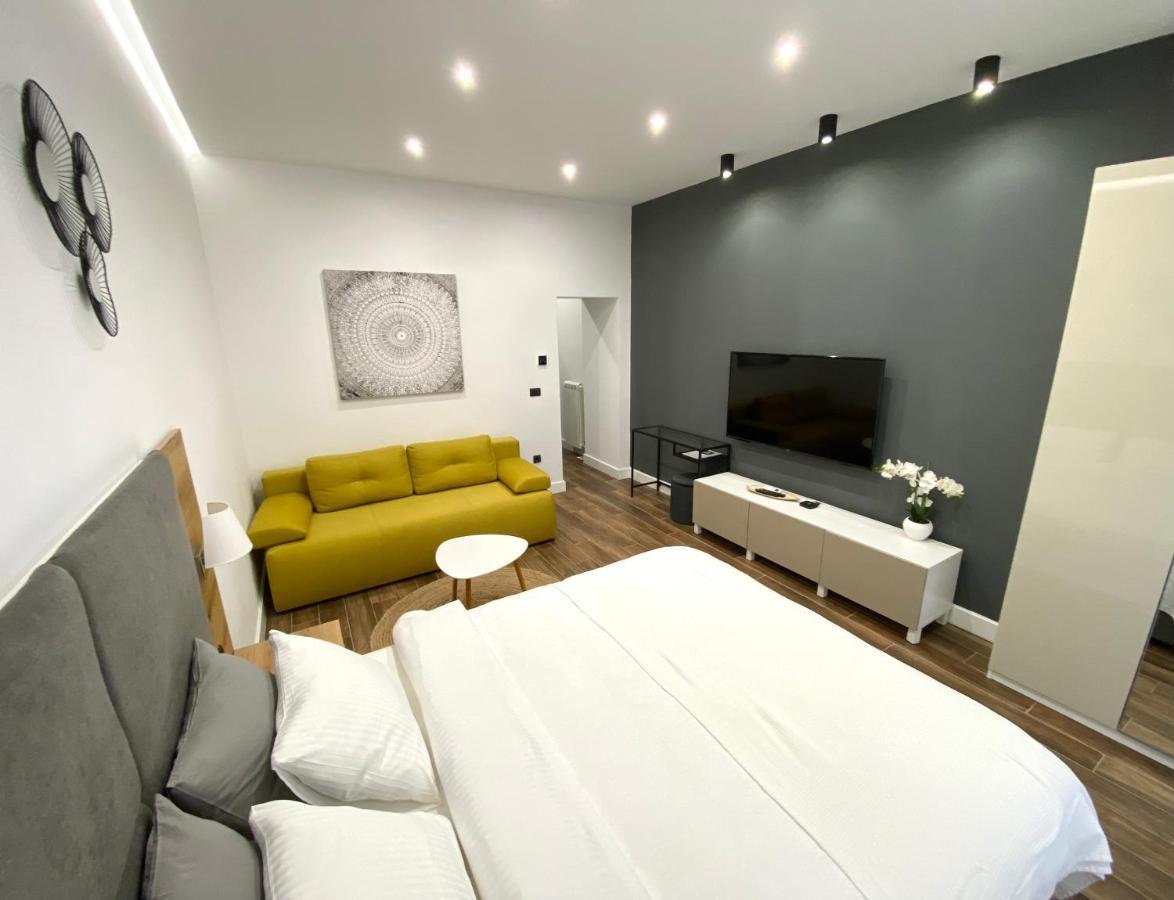 Moni Downtown Luxury Apartments Белград Екстериор снимка
