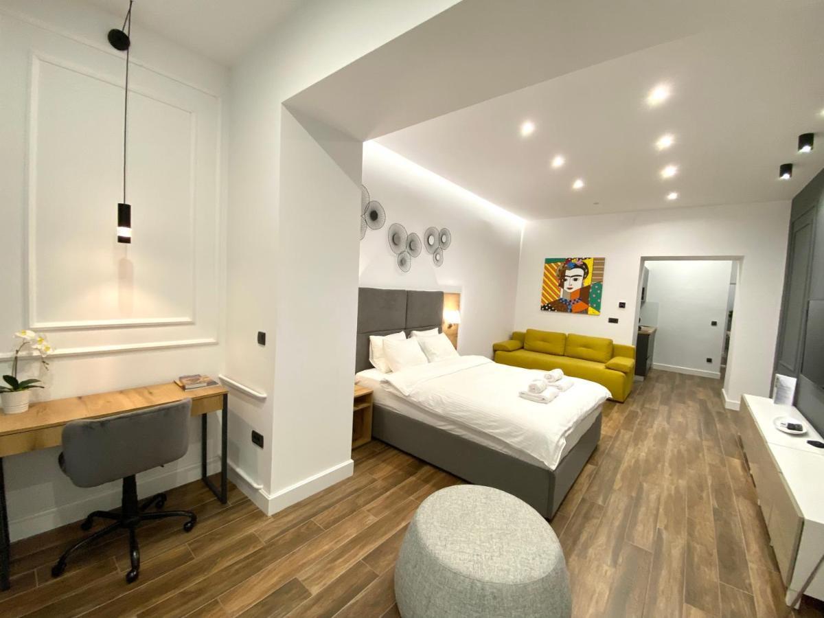 Moni Downtown Luxury Apartments Белград Екстериор снимка