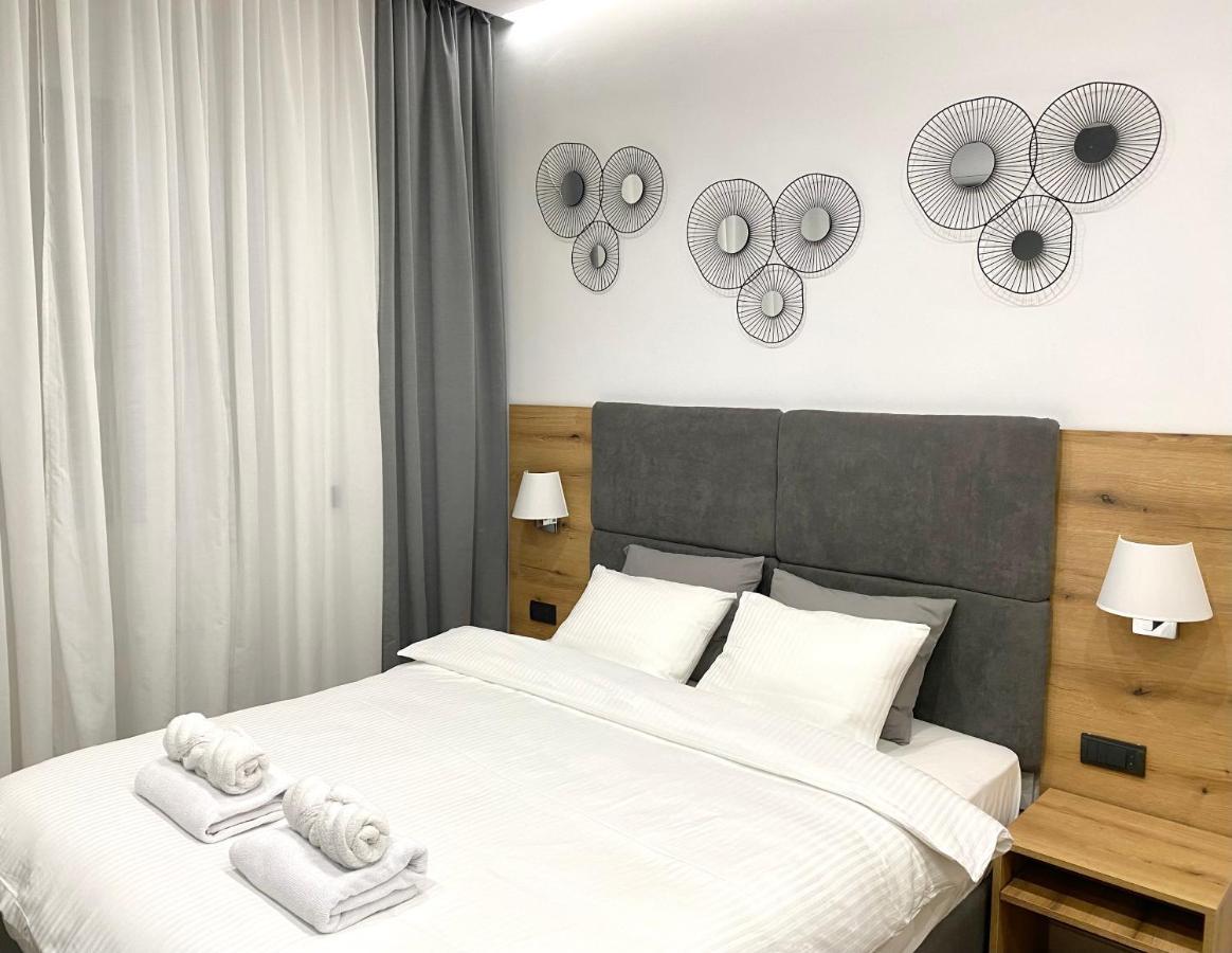 Moni Downtown Luxury Apartments Белград Екстериор снимка